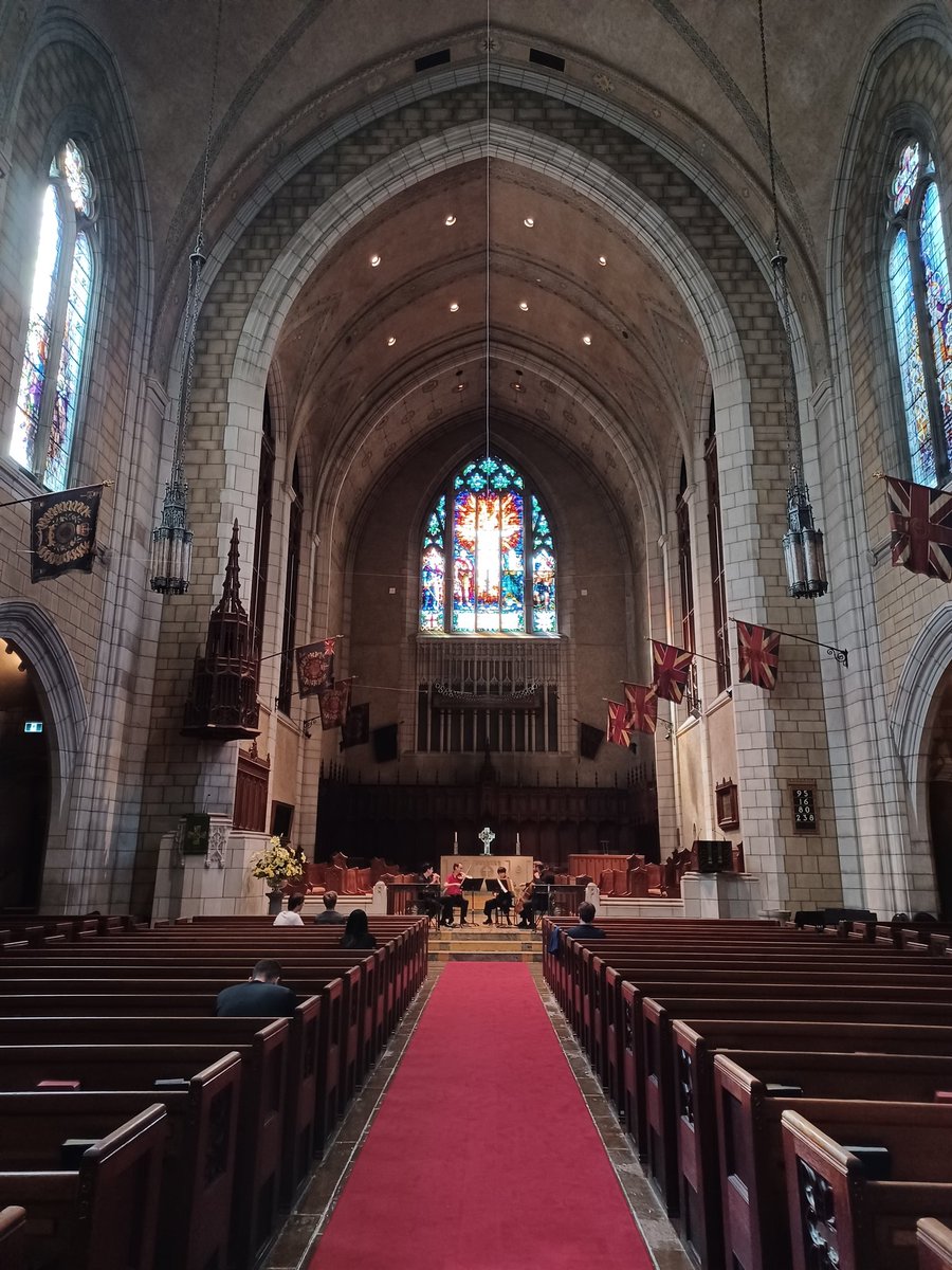 Hier l'Orchestre de la Francophonie a présenté son premier concert à la très belle église St. Andrew and St. Paul. Félicitations aux musiciens pour leurs merveilleuses performances et un grand merci à notre cher public d'être venu si nombreux.