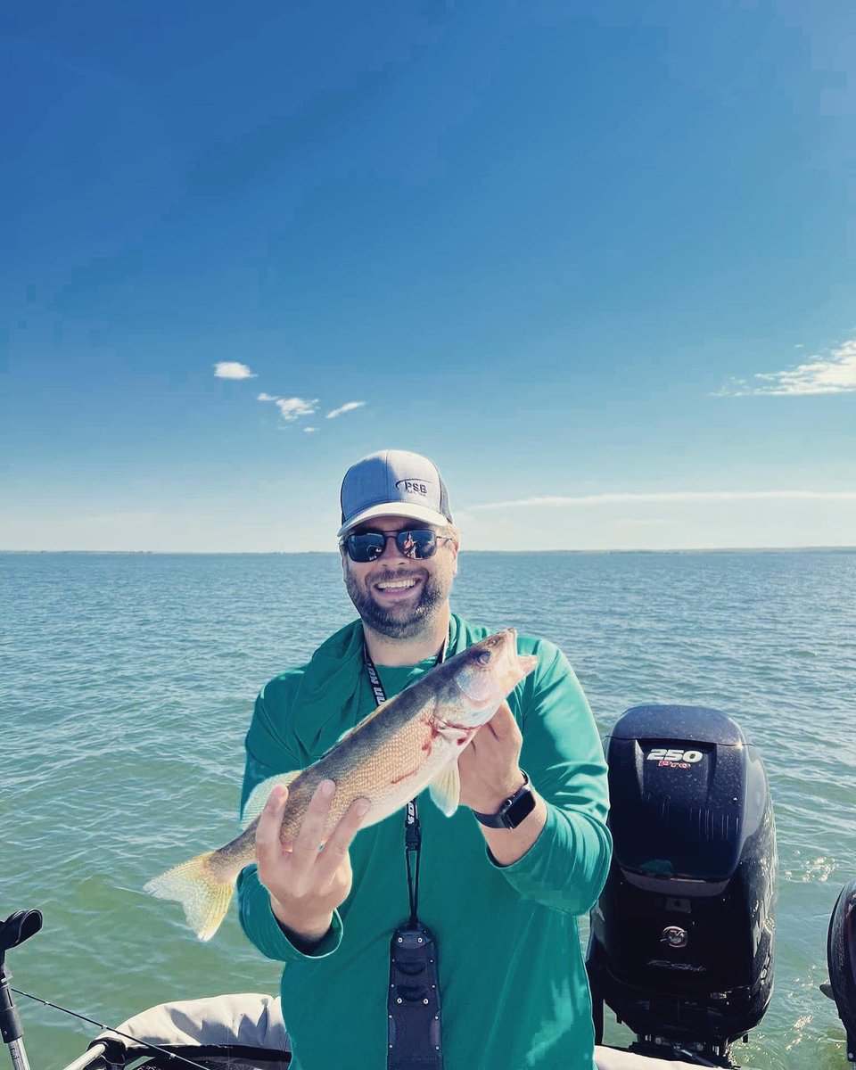 Got mom on some good ones today!  Just another classic #NDlegendary day on the water!  #LimitsOnly