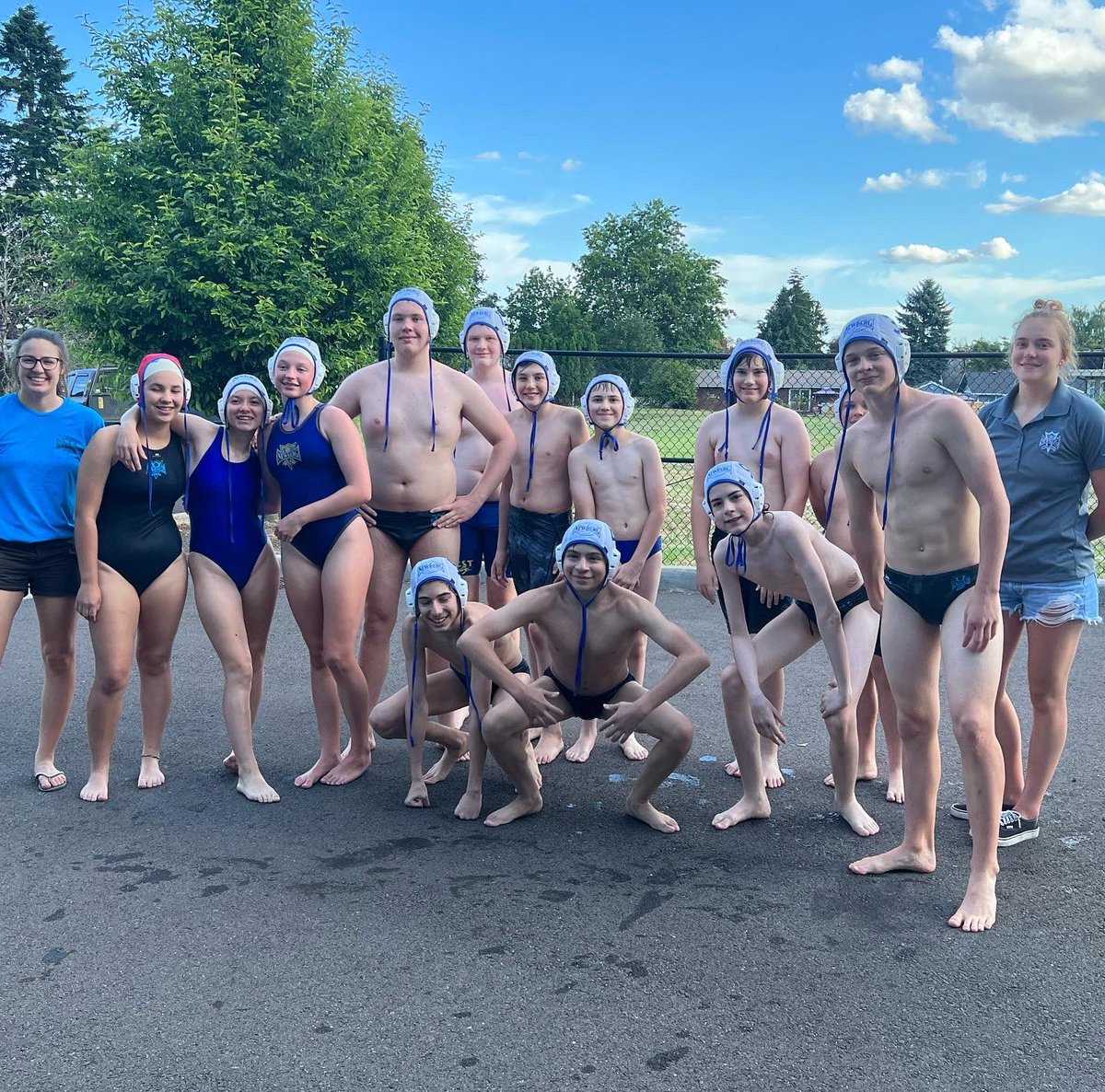 Our 14u team delivers more awesomeness at the Summer Splash tournament, with the A & B teams facing off against each other in the championship game! 💪👏 #newbergwaterpolo #clubwaterpolo #oregonwaterpolo #14uwaterpolo #waterpolotournament #waterpolo