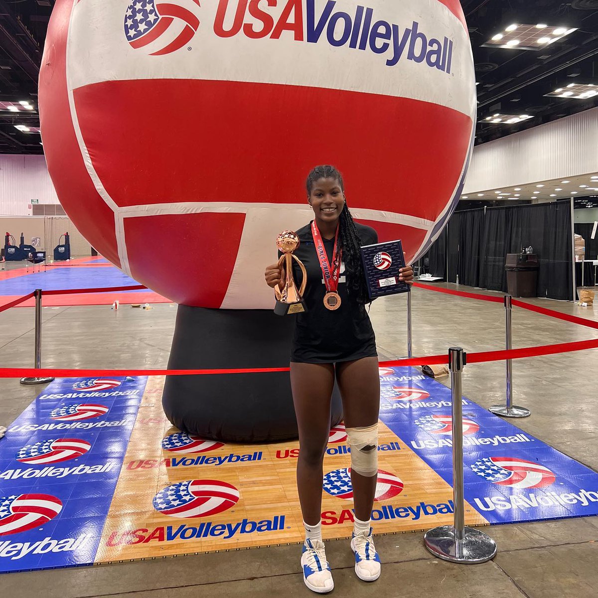PitCentralHS's tweet photo. '24 6'4 MH Miliana "Mili" Sylvester... 

2022 USA Volleyball Junior National Championships All-Tournament Team (AND her team took 3rd!)

Gonna' be some BOOM in The Pit this Fall.

Woof.

#CheckingTheBoxes #AlohaSmack

@coach_bri https://t.co/q2MXwsu6Jh