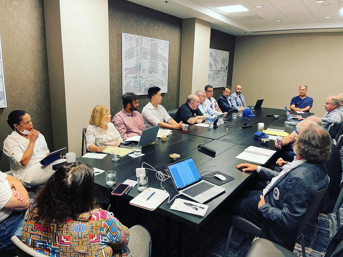 njosteopathic's tweet photo. #NJAOPS’ AOA #HouseofDelegates meeting to discuss all the various resolutions on hand! So glad we are back after 3 years of not meeting in person! #theDOdifference https://t.co/Kb4wa1I9hj
