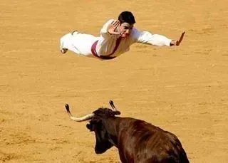 DTNEtiquette's tweet photo. Communication tip - timing can be "ouch" everything, right? ~ #DTN #patienceworks #thinkaboutit https://t.co/tMVnsZGUj2
