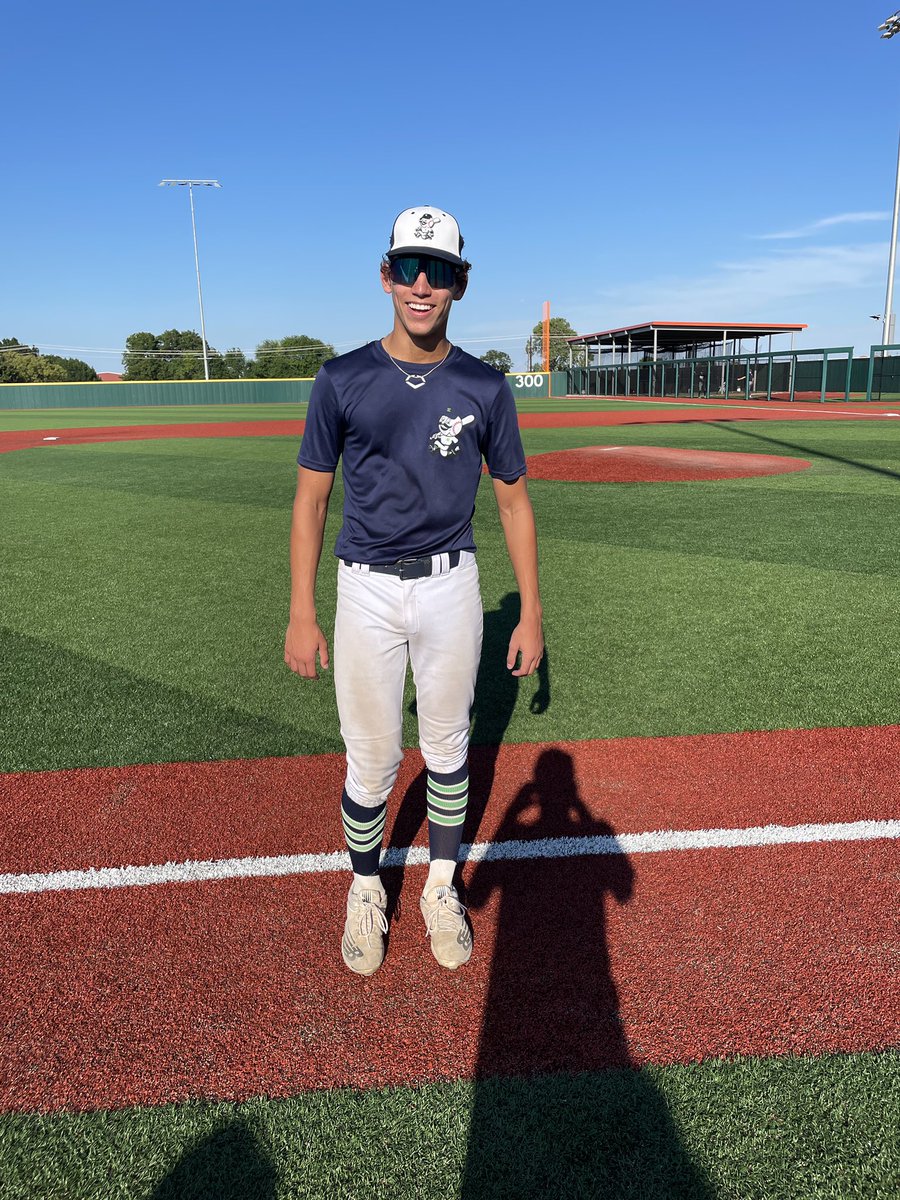 FiveToolTexas's tweet photo. #SummerClassicSS F: @NTX_ELITE Gutierrez 10, NTX Dodgers 16u 0
PoG: @KadenJo44401015 2-2, 1B, 2B, 4 RBI, R
Pitcher: Canon Pohlmeier 5 IP, 6K, 5BB
Notable: Jackson Miles 2-3, 2 1B, RBI, 2R https://t.co/PonCbfmPqF