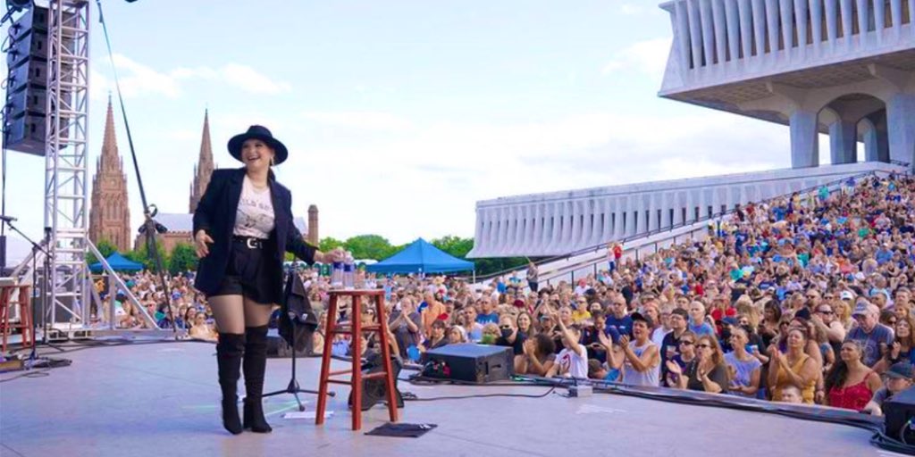 Thank you so much to everyone who came out last night, it was SO COOL to sign your shirts and shoes and backpacks and to take pictures with you and talk to you- everything was just incredible I will absolutely never forget it. ♥️