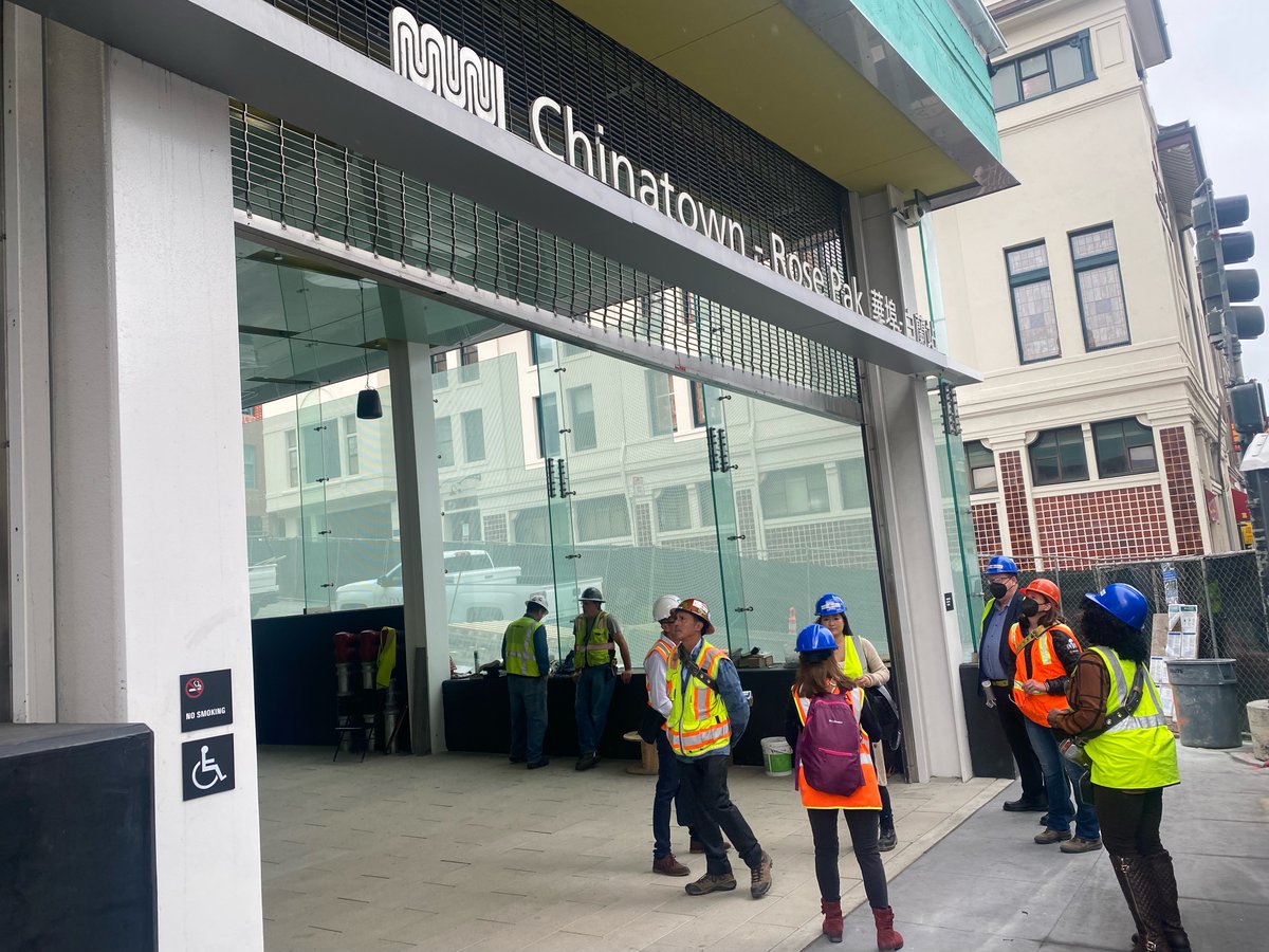 SF_Chamber's tweet photo. #BuildSF met w/ @SFMTA_Muni for a tour of The Central Subway Project. 4 new stations were built along the 1.7-mile alignment, extending the Metro T Third Line through SoMa, Union Square, &amp; Chinatown.

🌐: https://t.co/gMhAP2AKTK

🏗️ Interested in #BuildSF? https://t.co/OFivn4XMoX https://t.co/mfOK2X1DfI