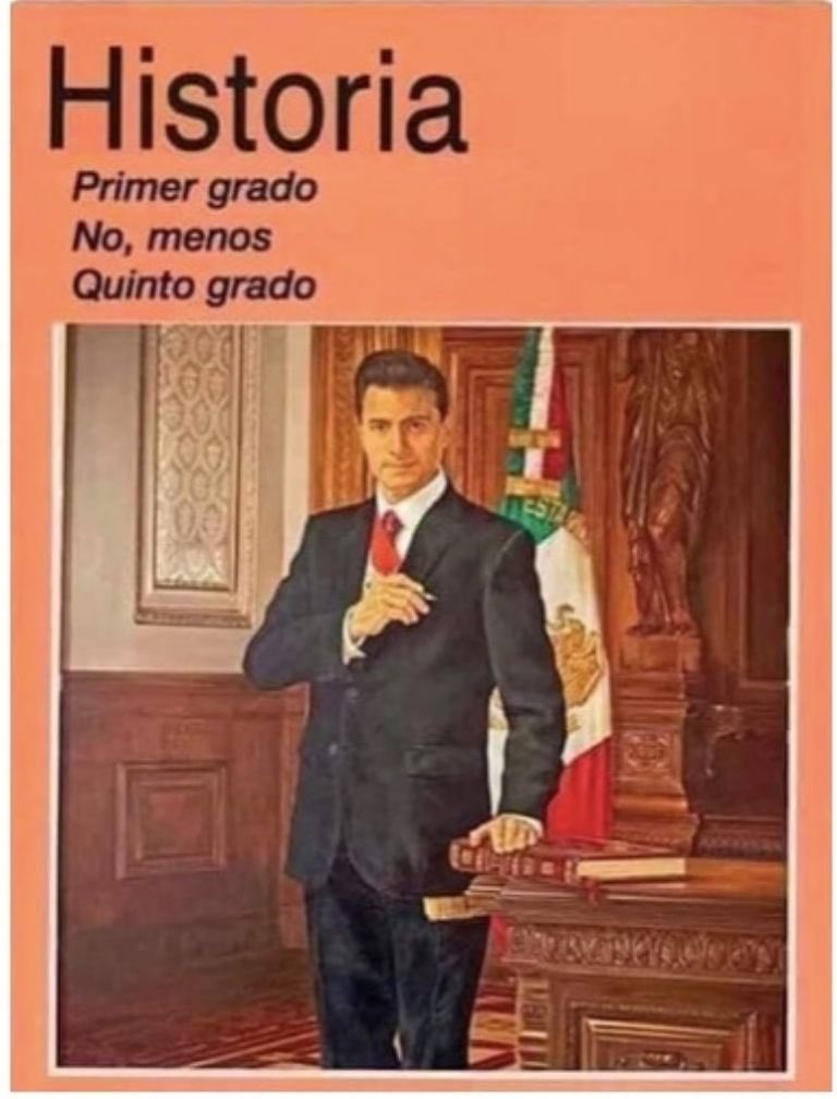 theyxolo's tweet photo. #memepedia No podíamos cerrar este hilo sin más memes. Hace poco la SEP sacó una convocatoria para renovar las portadas de sus libros a cambio de un certificado simbólico pero lo que obtuvo en su lugar fue una buena lluvia de memes #theyxolospace 😂🇲🇽🐕🦴 https://t.co/SY5I6TOuXF