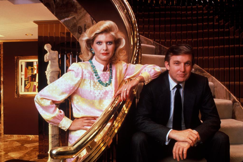 nypost's tweet image. Why Ivana and Donald Trump were the ultimate 1980s power couple trib.al/B4TU8AZ