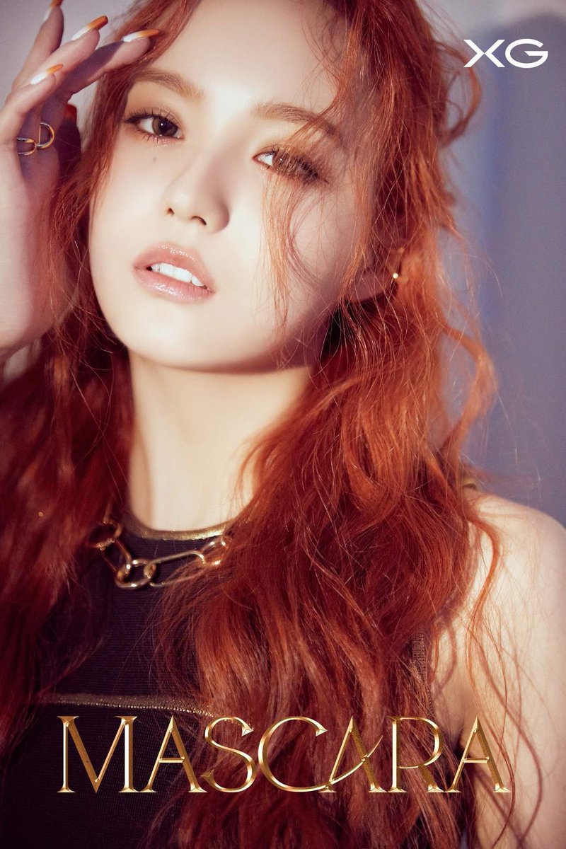 XG ジュリア 推定顔タイプキュート。大人っぽく仕上げるとフェミニン