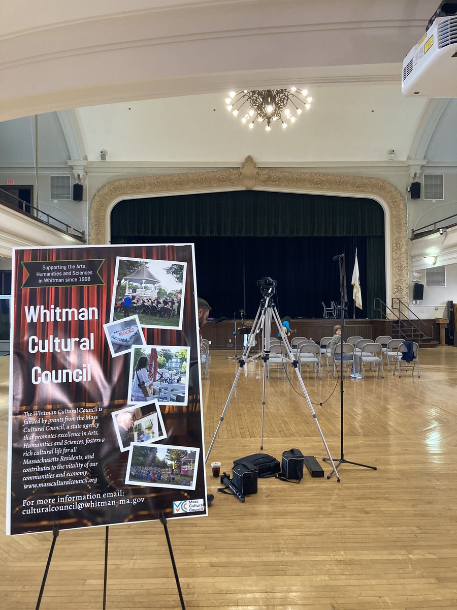 Great concert tonight with Betty, Joe and Andy from Bak-ta-Bak 🎵 The crowd enjoyed their mix of Country, Rock and Oldies <a href="/masscultural/">Mass Cultural Council</a>