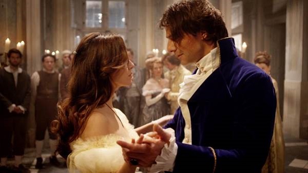 Ponte cómodo y sintoniza la señal de <a href="/EuropaEuropaTV/">Europa Europa</a> para disfrutar la nueva miniserie italoespañola #LaBellaYLaBestia, basada en el famoso clásico.

Compuesta por 2 capítulos que se podrán ver este 14 y 21 de julio a las 20hrs.