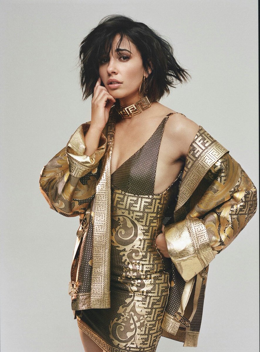 BACUK_'s tweet photo. #NaomiScott  @NaomiScott
2022 Photoshoot
#BuzzWhite #Wonderland https://t.co/7D9bwbBr3v
