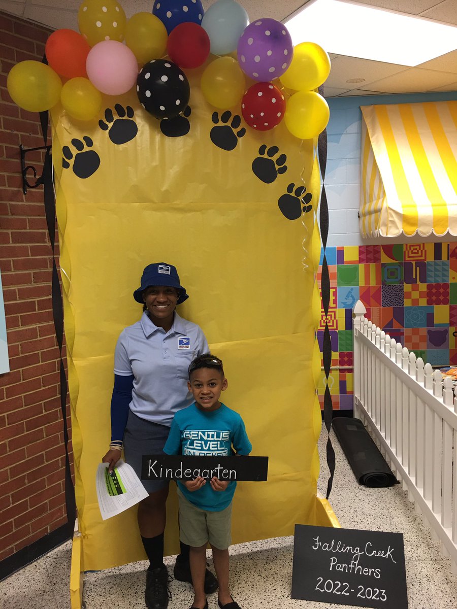 Mr_Johnson1906's tweet photo. Today’s Open House was a huge success. It felt good to see our families back in the building. We are excited to start the 2022-23 school year. @Falling_CreekES @CatADillingham @ccpsinfo https://t.co/BP9ZxitnrO