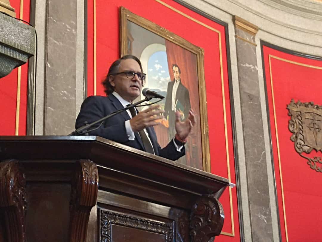 Fedecámaras es una institución que le pertenece a la nación venezolana. Carlos Fernández Gallardo presidente de Fedecámaras.

<a href="/fedecamaras/">FEDECAMARAS</a>