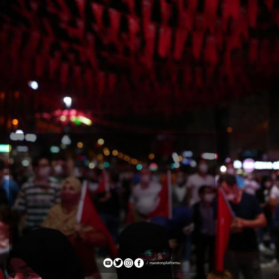 maratonplatform's tweet photo. 15 Temmuz gecesi hayatını kaybeden şehitlerimizi rahmetle, gazilerimizi minnet ve saygıyla anıyoruz.

"Egemenlik Kayıtsız şartsız milletindir. "
#15Temmuz https://t.co/PNIUpxACZm