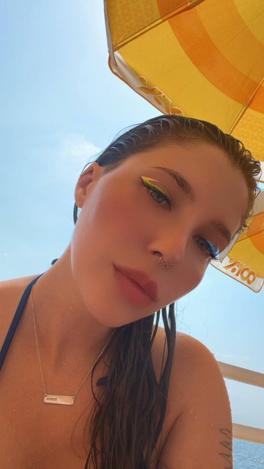 Wanna see how wet I am? 😏💦 https://t.co/194dOPKhQ9 https://t.co/mRLZ4Dx5NT