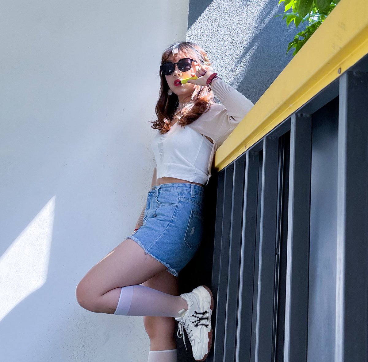 buddyvape's tweet photo. Have a gooooooooood day!☀️☀️⛅️⛅️☁️☁️
#vape #vapelife #vapenation #vapeporn #vapeon #VapeFam #vapecommuooligans #Vapes #VapeFriends #vapefamous #vapeallday #vapegirls #vapejuice #VapeLifeStyle #VapeWorld #vapegram #vapemodels #vapeindonity #vapelyfe #Buddy #sunnyday #girlswhosmoke https://t.co/PtZt4AvQ1R