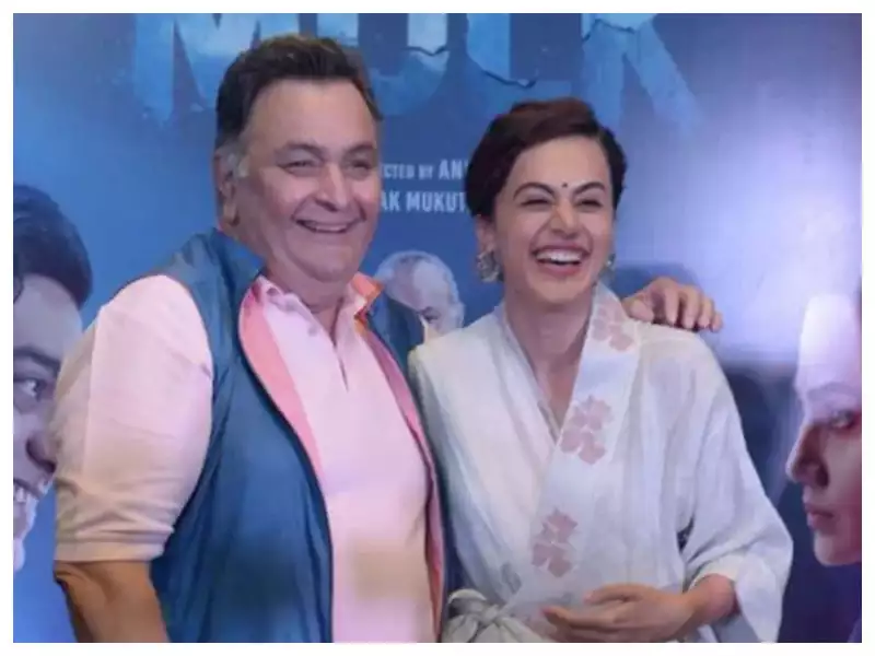 #TaapseePannu reveals #RishiKapoor called her 'a veteran' for THIS reason

#ShabaashMithu #WohLadkiHaiKahan? #Dobaaraa #Dunki

Read More Here 🔗 newspointapp.com/in/thetimesofi…