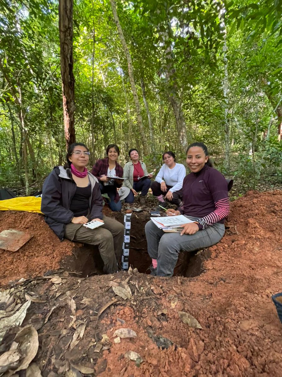 Hola, somos 4 científicas representaremos a 🇲🇽 en el 4° Concurso Internacional de Evaluación de Suelos en Escocia 🌱. Buscamos apoyos, por lo costoso del viaje y a 12 días del evento no tenemos recursos suficientes. Por favor ayúdanos donando o compartiendo (abajo los datos)✨🤞