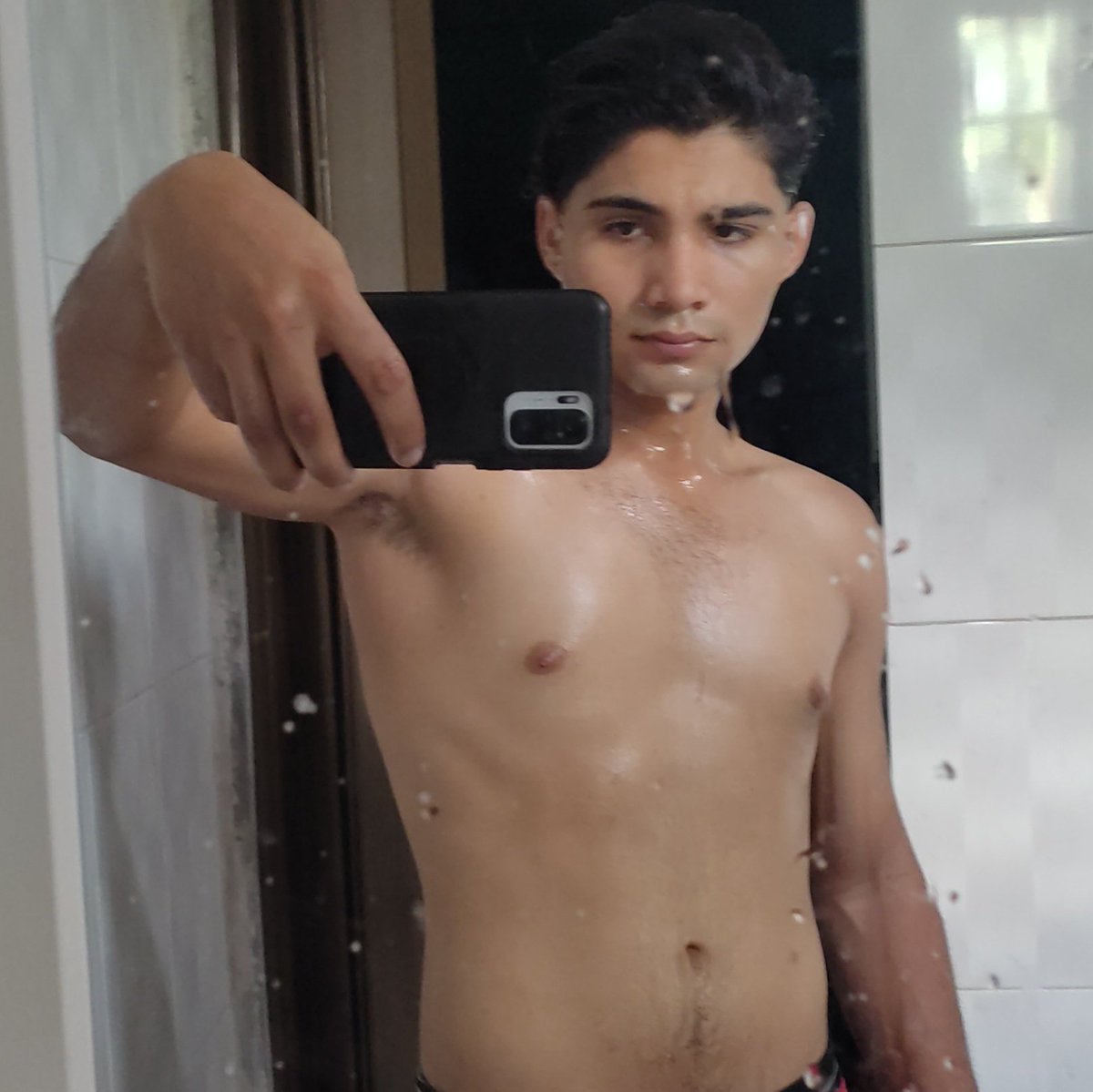 Erenadriel26's tweet photo. #NuevaFotoDePerfil https://t.co/7hXL1lvNpq