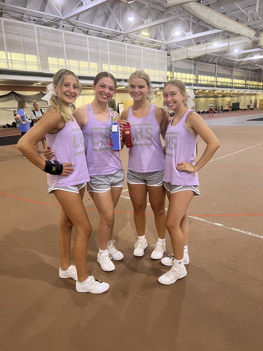 LHS Cheerleaders tweet media