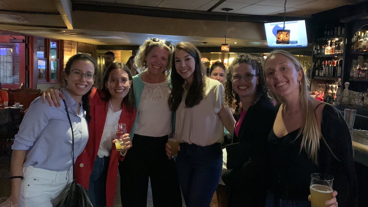 We’re meeting so many fun researchers ♥️♥️♥️