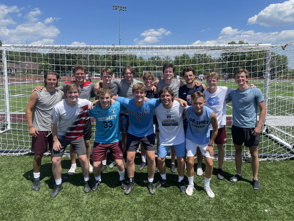 DeSmetSoccer's tweet photo. Huge thank you to our alumni for kicking it around with our soccer Spartans today. Former team leaders, team captains, All-Americans, All-Regional players, and All-State players….This was one fun group to watch today! They are forever #aIIin https://t.co/dAollhBpoi