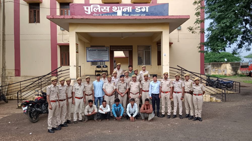 PremSauRPS's tweet photo. Welldone team @JhalawarPolice 
Happy to be a part and successfully completing the Task https://t.co/ENqk59aTRH
