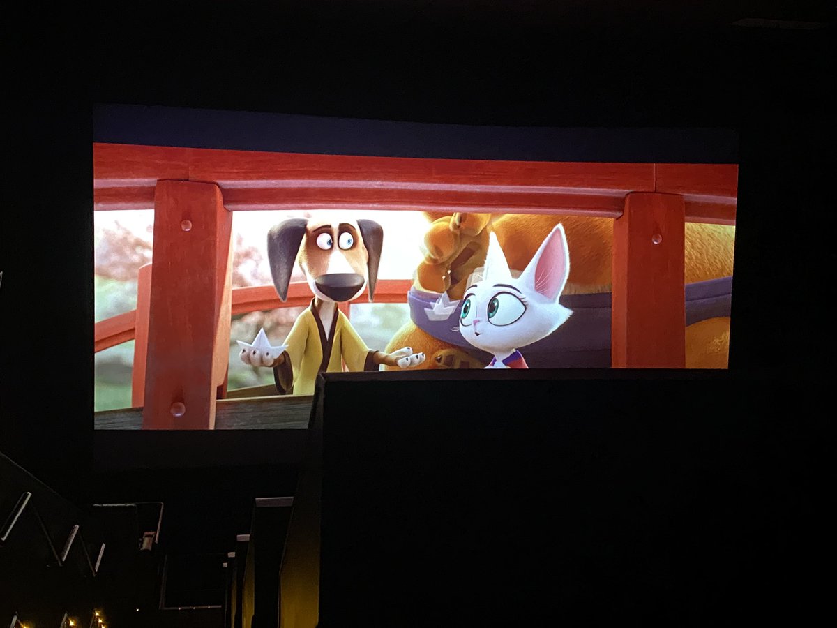 michaelniktaris's tweet photo. #1Thing☝️I noticed in
@PawsofFuryMovie as well as
@Minions was that there was an
🐲#EasternInfluence🥋
part of Minions was even set in
🏮#SanFranciscoChinatown🏮
it’s clear the studios
#Want2Have a favorable relationship
with China🇨🇳ask the @NBA 💵why💵
🍿 $AMC 🍿 ❤️#LoveAMC❤️ https://t.co/CjoK7u8Upn