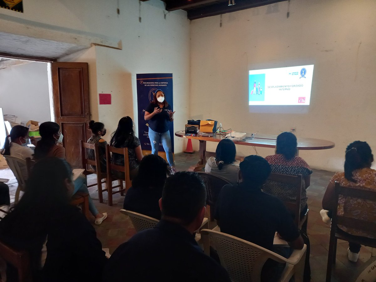 SonsonatePddh's tweet photo. @SonsonatePddh en coordinación con @ACNURElSalvador, en el marco de la Estrategia de Monitoreo de Protección a víctima de DFI, desarrolló jornada de formación sobre Desplazamiento Forzado Interno y Mandato de la PDDH  dirigida a ciudadania y personal de la Municipalidad de Izalco https://t.co/XVtf2aPw9j