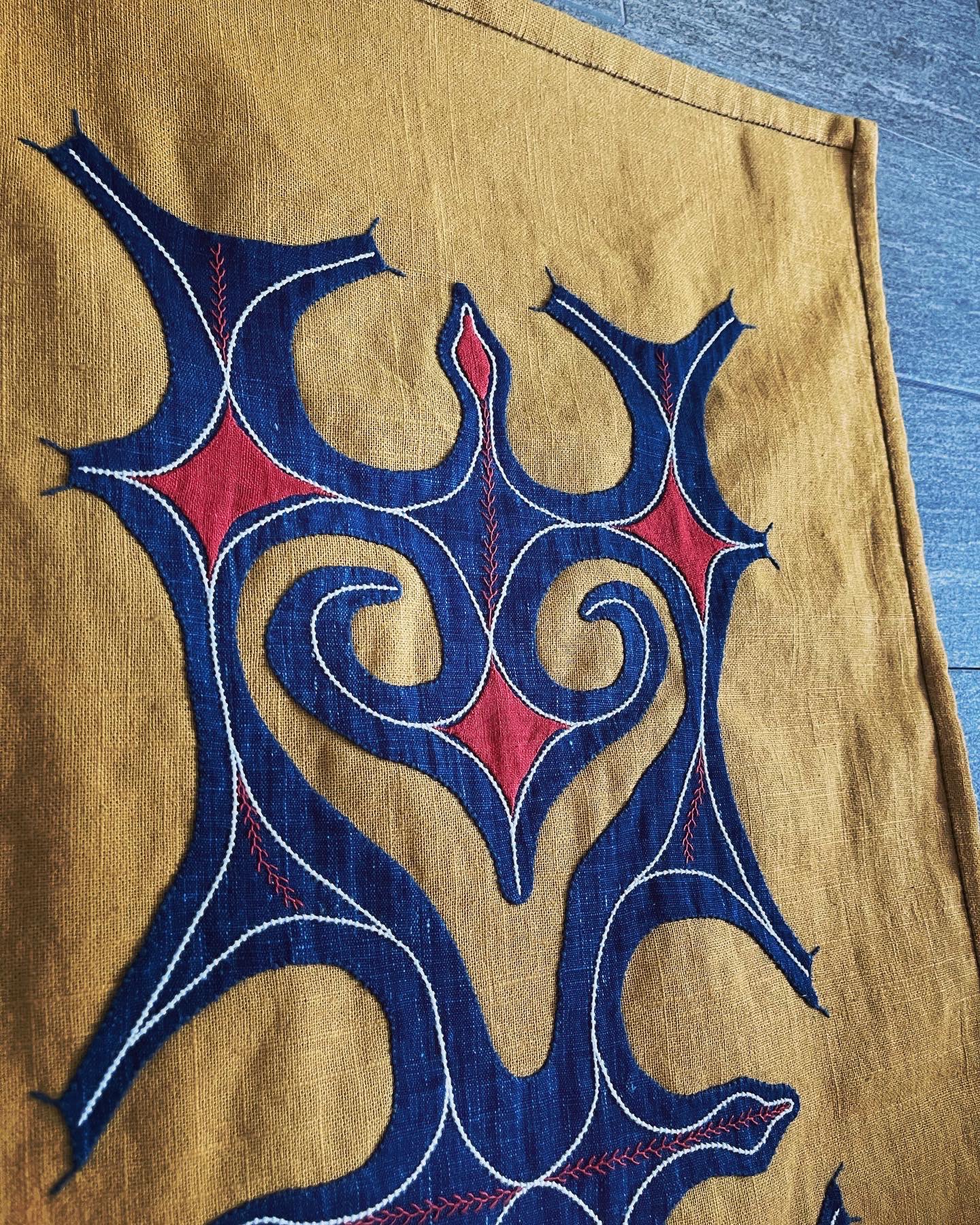 アイヌ 刺繍 前掛け マンタリ アットゥシ マエタレ 前垂れ