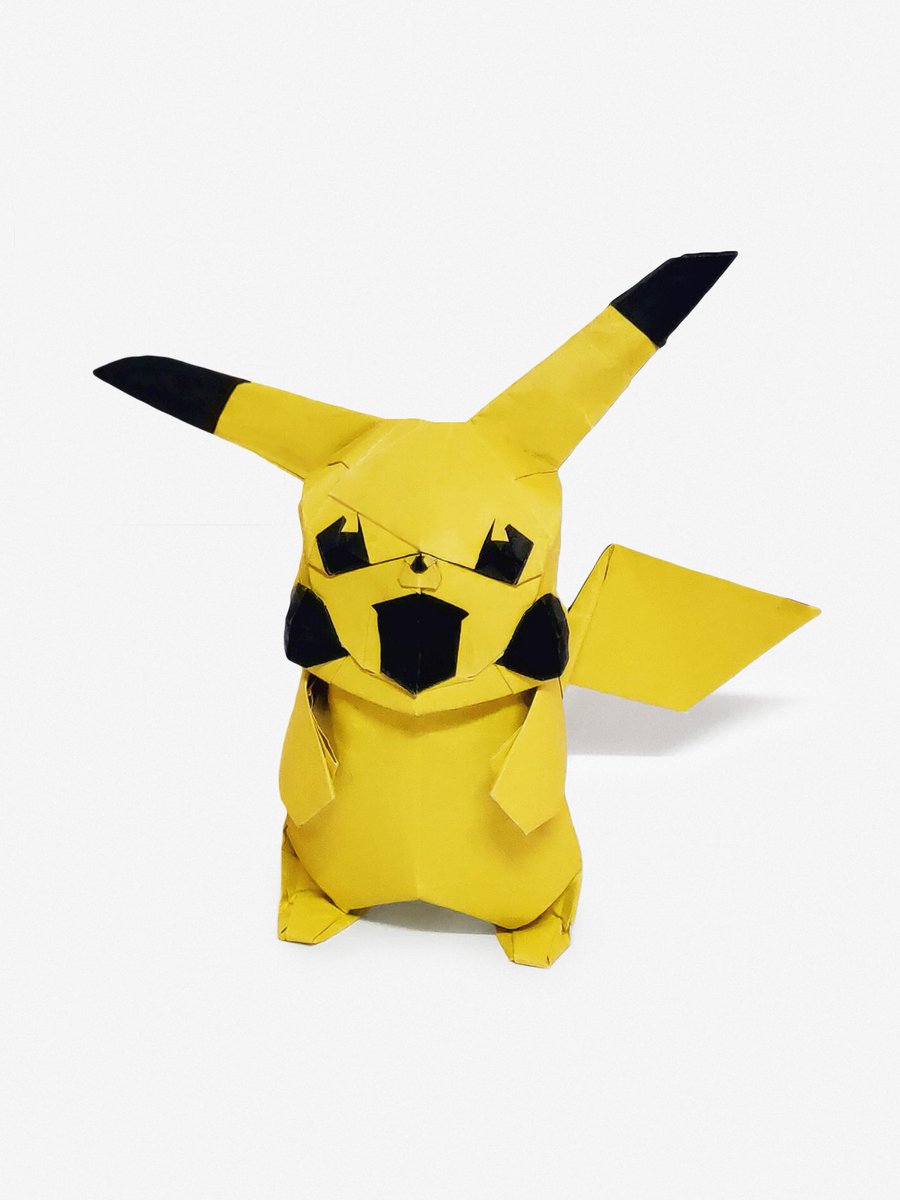 Vistar_4391's tweet photo. 皮卡丘 Pikachu
用纸大小：68cm黑黄kami
设计：我
折叠：我

今年的第一个设计，甚是满意，非常感谢@HuifanTan帮忙做的后期，太干净了，比起我之前简直不要太好
#Origami #pokemon #pikachu #折纸 https://t.co/CnNSEqTrV3
