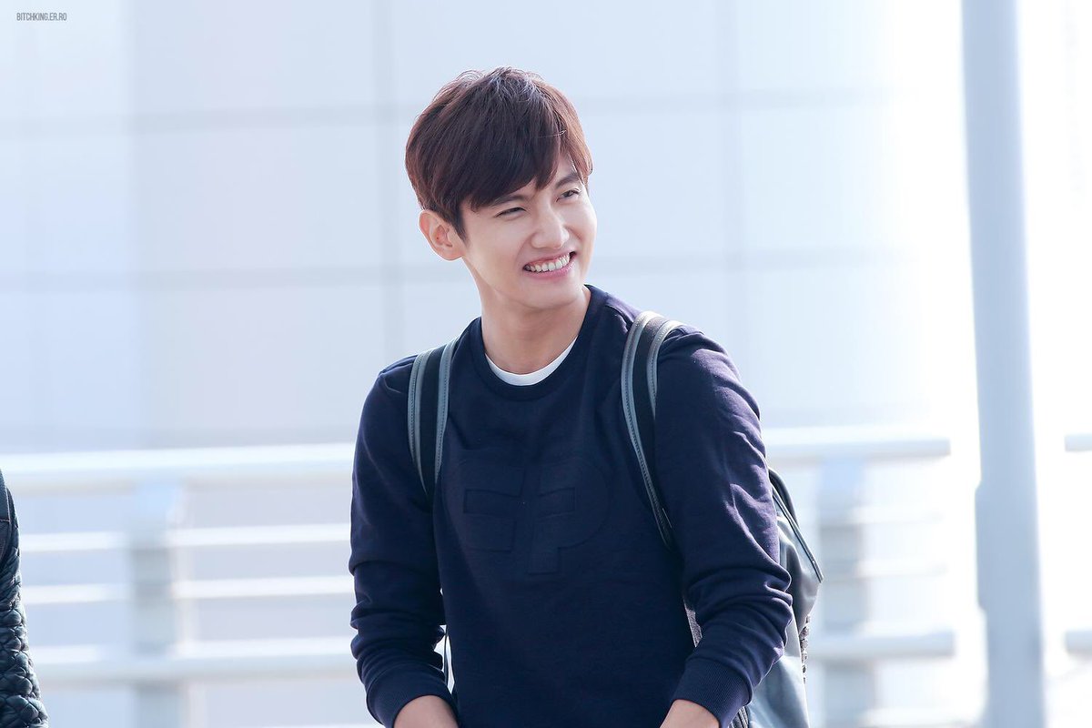 오오오오랜만에 꿈에 창민이 나왔다 로또나 사야지,, 심창민 보고싶어ㅠㅠ