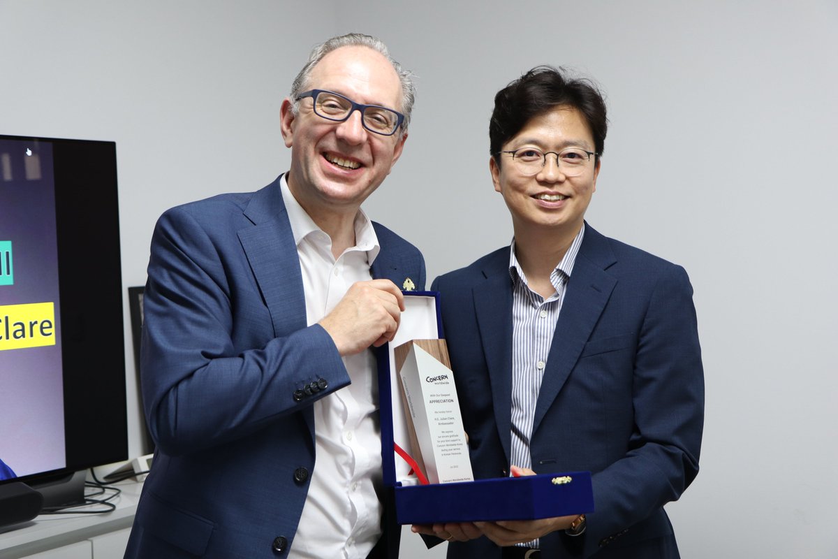 IrishEmbKorea's tweet photo. A big thank you for yesterday’s farewell meeting to @JunmoLee, Young-Shin Lee and @concern_korea  - a great team dedicated to the fight against extreme poverty and hunger and getting stronger every year.  It has been a pleasure to be a part of our continuing partnership. https://t.co/0liNj6uUZU