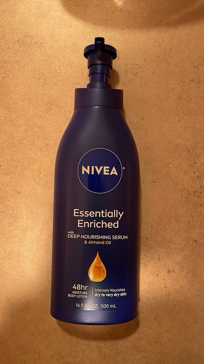 yojanieface's tweet photo. Why does this phrasing make me feel like I’m 0% enriched? 

@NIVEAUSA fess up https://t.co/H48NI7LvHq