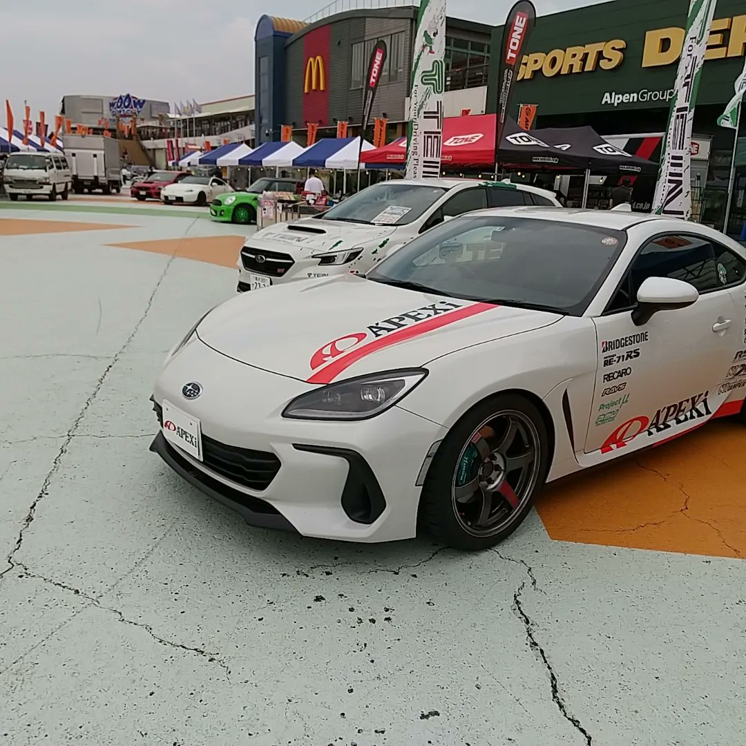 ApexiJapan's tweet photo. スーパーオートバックスサンシャインKOBEにてApexフェア開始！15日-17日の3日間！BRZﾃﾞﾓｶｰの同乗走行も出来ます！
#アペックス #apexi #apexijapan #スーパーオートバックスサンシャイン神戸 #GRヤリス #トヨタ86 #スバルBRZ #ハチロク #brz #アペックス #ヤリス #GR86 https://t.co/Egd3G5Ei1V