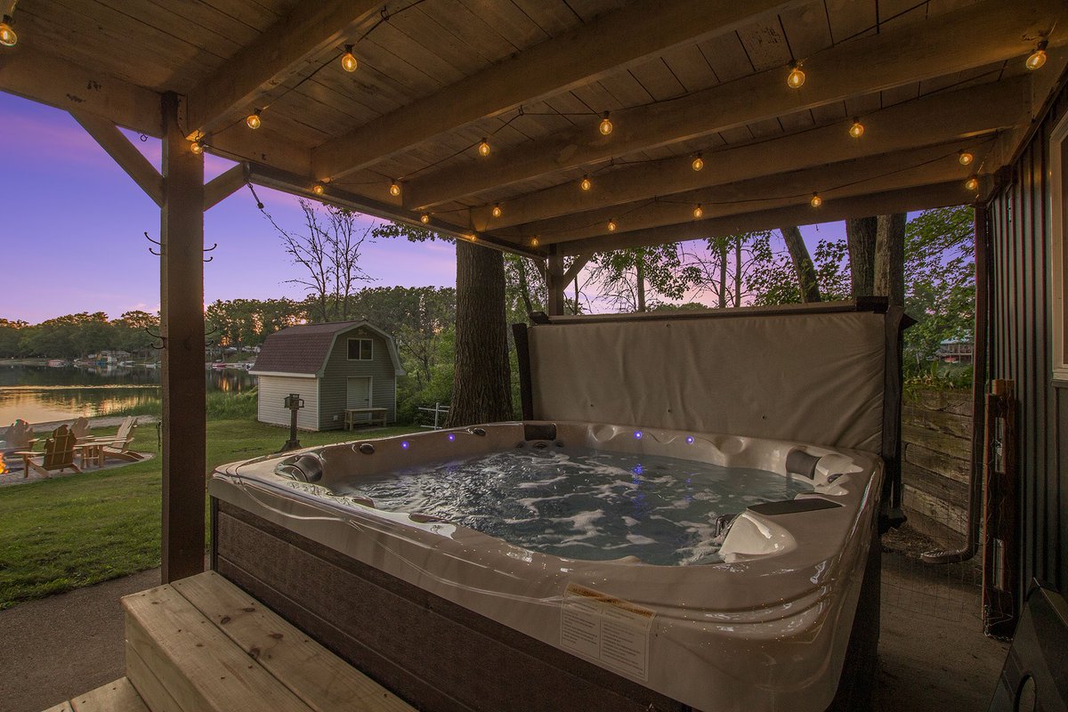 Twilight photos are the MOVE for STR cover photos. 📸