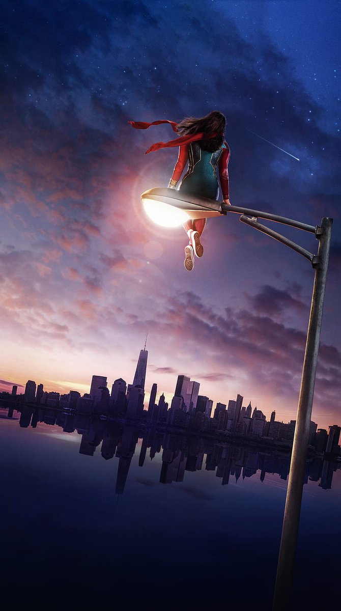 MANO, COMO UM SER HUMANO "RACIONAL" PODE NÃO TER AMADO ESSA SÉRIE E AINDA FALAR Q ELA É RUIM? EU TÔ SIMPLESMENTE APAIXONADO E MAL POSSO ESPERAR PRA CHEGAR "THE MARVELS" PRA VER MAIS DA KAMALA 🥰🥰🥰