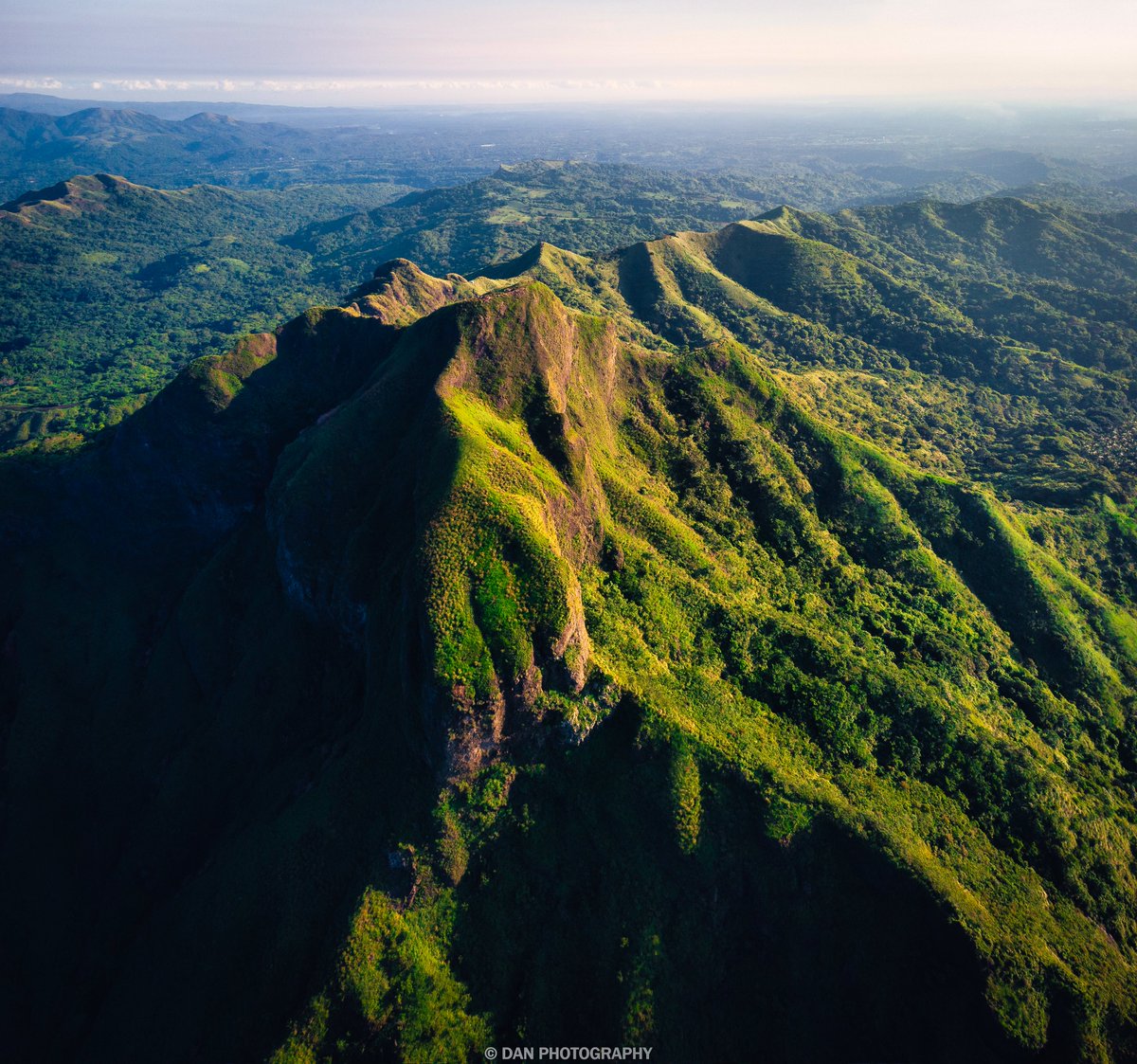 dantoearth27's tweet photo. Mt. Batulao aerial shots.

📸 DJI Mini 2

#mountain #landscapephotography #mtbatulao #djimini2 #dji #sunrise #naturephotography #nature #aerialphotography #aerial https://t.co/INOX3DyN1m