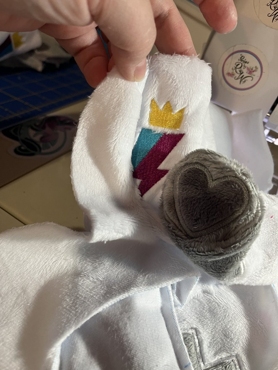 rubiowolf's tweet photo. So happy with how my heart hooves turned out! #brony #mlpg5 #mlpgen5 #constockprep
Zipp cutie mark embroidery by LilSyDesigns on Etsy https://t.co/M3eJLQZcCM