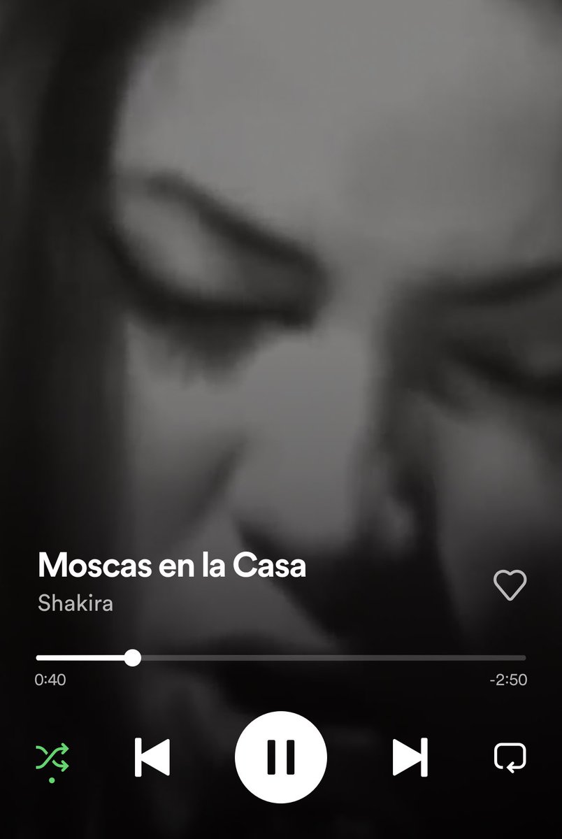 MarinesG6's tweet photo. Mood: Shakira, pero de las viejas. #siemprefan🖤 https://t.co/sbU8DfGTCK