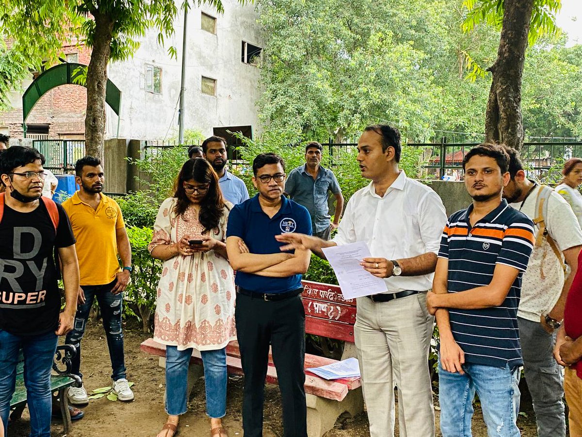 yati_patil's tweet photo. Yesterday we were having general meet with FMGs and discussed the   Hon'ble Bombay High Court orders passed in FMG matter and today going to Health Ministry, Nirman bhavan, New Delhi on the same issue regards. https://t.co/a6LpTML4bA