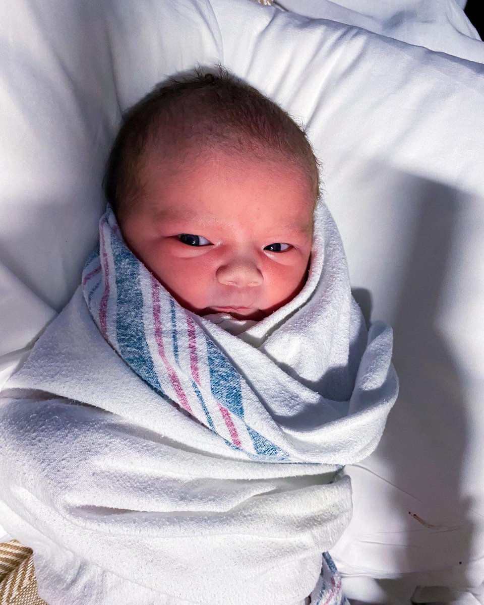 ZebLoveTM's tweet photo. Brynn Rose Love ❤️
7/14/22, 2:23pm
My World. https://t.co/cuJfB9m8Zm