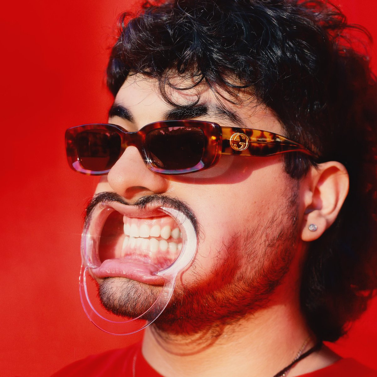 byemilo_'s tweet photo. RED VERSION a tape by milo
all songs produced by @prodbysister 
out now everywhere

cover by @mcdurgle 
cover edited by @jasonjoyride 

https://t.co/2KCqW0rT2q https://t.co/3ai1PZs53z