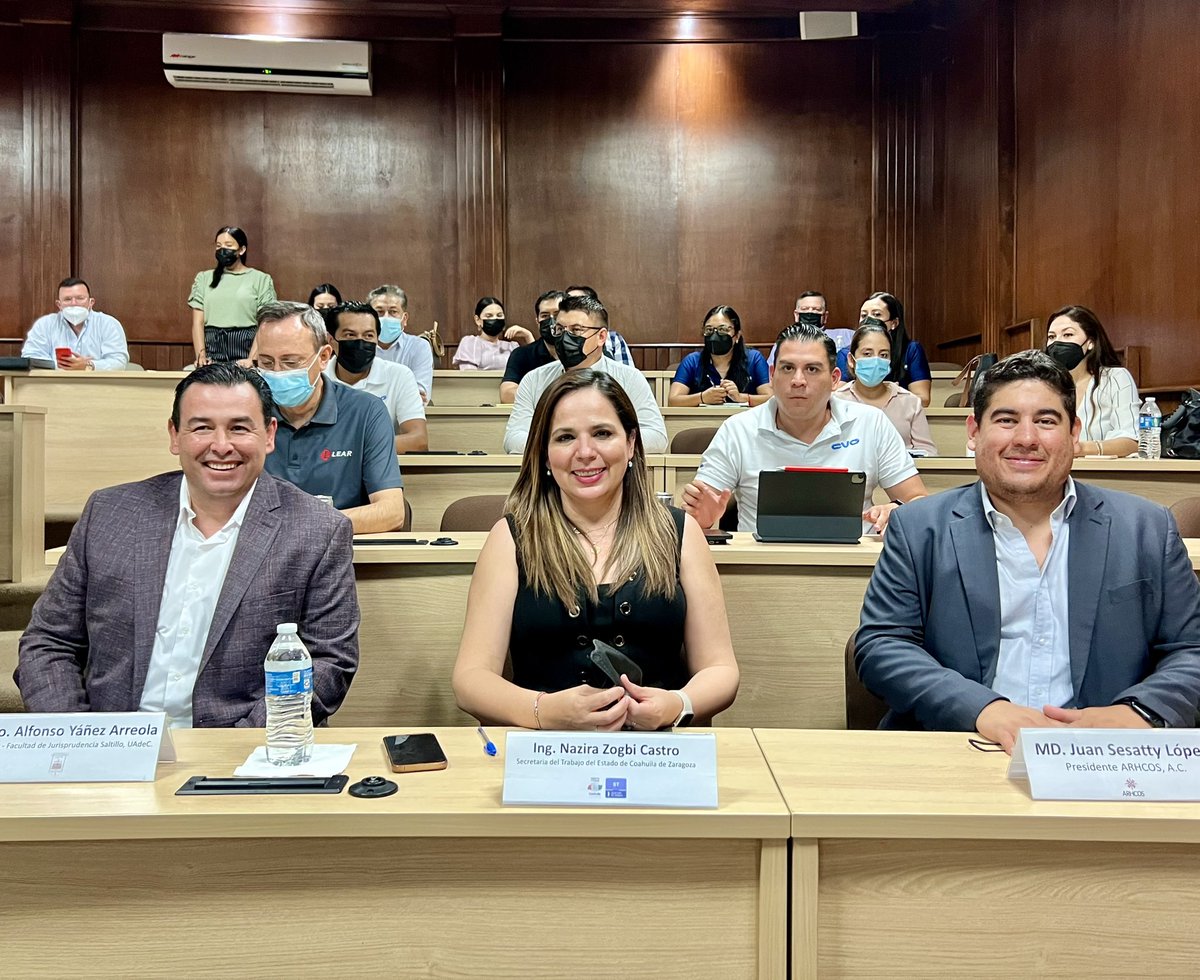 alfonso_yanez's tweet photo. Más vinculación con las y los egresados de nuestra Facultad de Jurisprudencia, UAdeC. Capacitación con la Secretaria del Trabajo del Gobierno del Estado y #ARHCOS. https://t.co/xh3xQ0cWt1