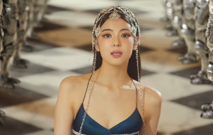 lialand_'s tweet photo. CHOI LIA OF ITZY https://t.co/UhhgXwpEH5