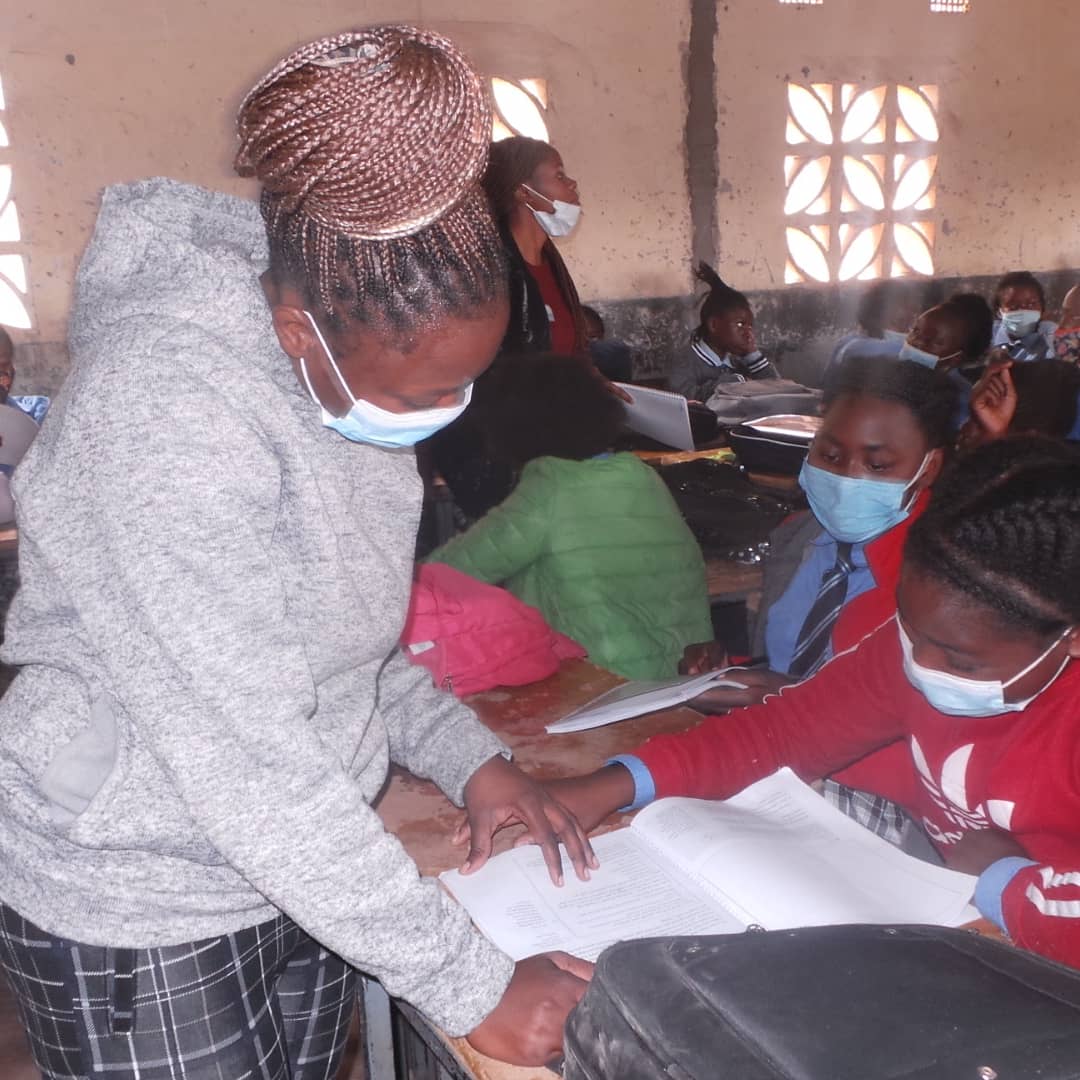 change_eagles's tweet photo. My goals and peer pressure sessions (Goal Project). 

14th July, 2022.

Today's interactions with the girls was around the good and bad effects of peer pressure and how they can achieve their personal goals. 

NOWSPAR + EAGLES OF CHANGE. 

#School: Cobet Community School-Lusaka. https://t.co/fxObSHBPVw