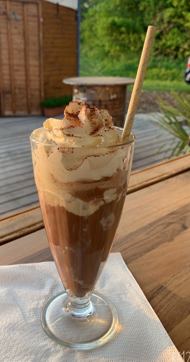 marcusberan's tweet photo. Wir öffnen den #Stadtstrand heute erst um 16 Uhr!
Wir freuen uns auf dich!
#cocktails #Sand #Hammelburg https://t.co/uT529TN09a