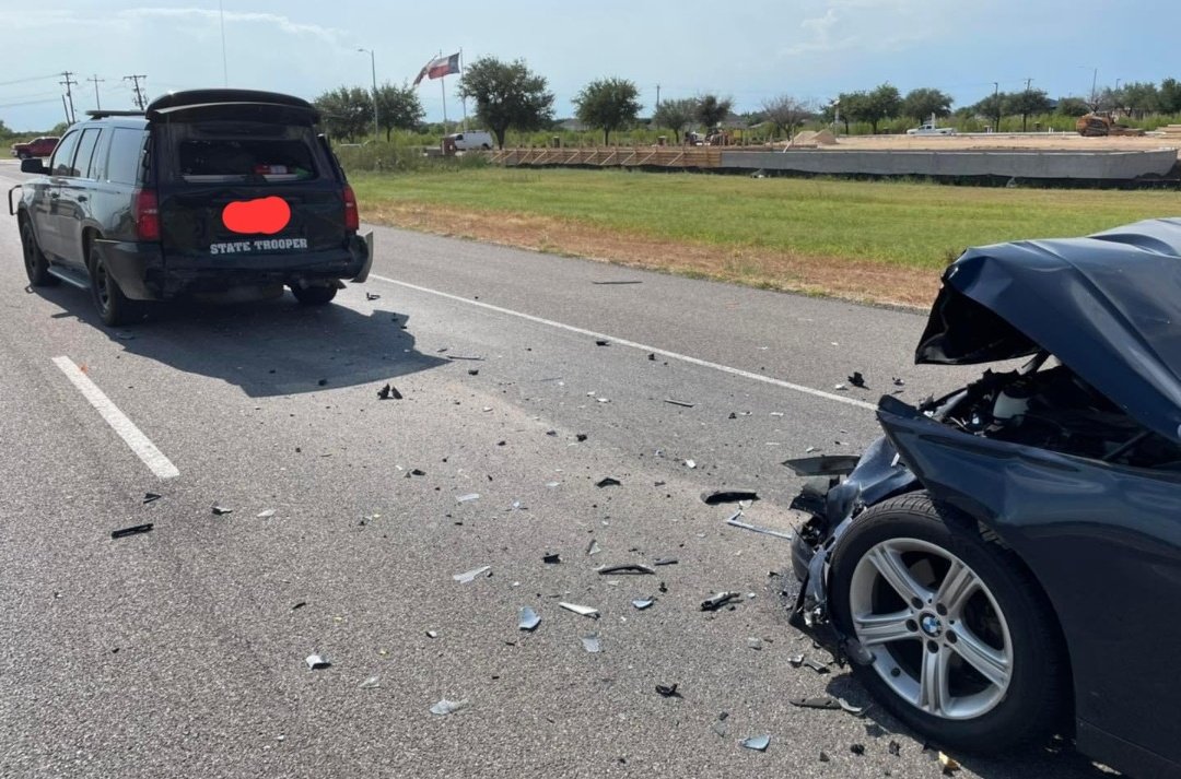 EvilMopacATX's tweet photo. There are bad days and then there are "Totaled my BMW by rear ending a cop's SUV that I was bumper-humping" bad days https://t.co/AdGhJaALy8