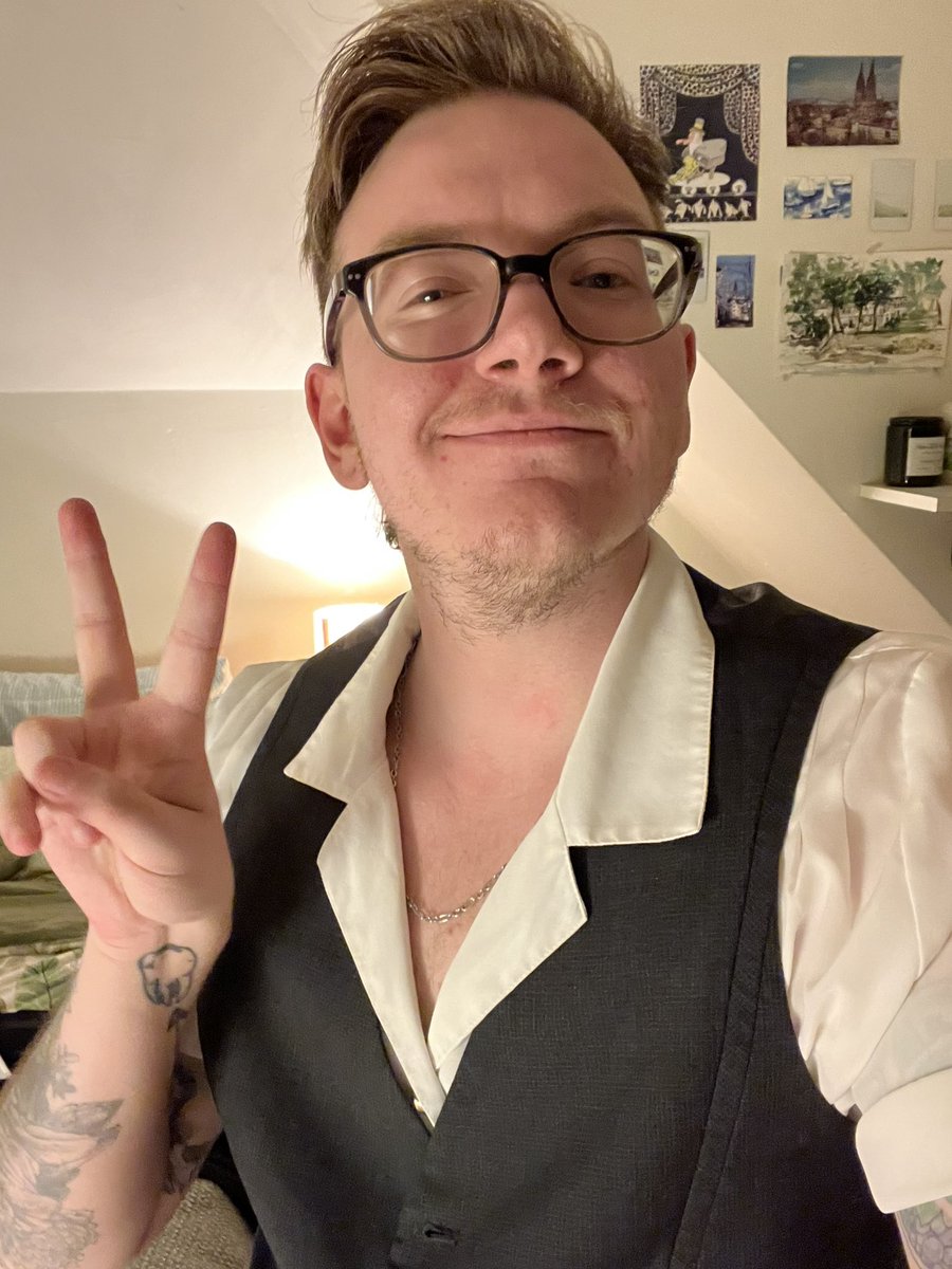 ✨ Elliott ✨ tweet media