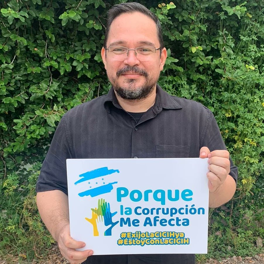 leon_pinHN's tweet photo. La corrupción nos afecta a todos de muchas maneras, todos debemos combatirla.
La CICIH es una conquista ciudadana no sólo una promesa de campaña. https://t.co/Vatmp83Na7
